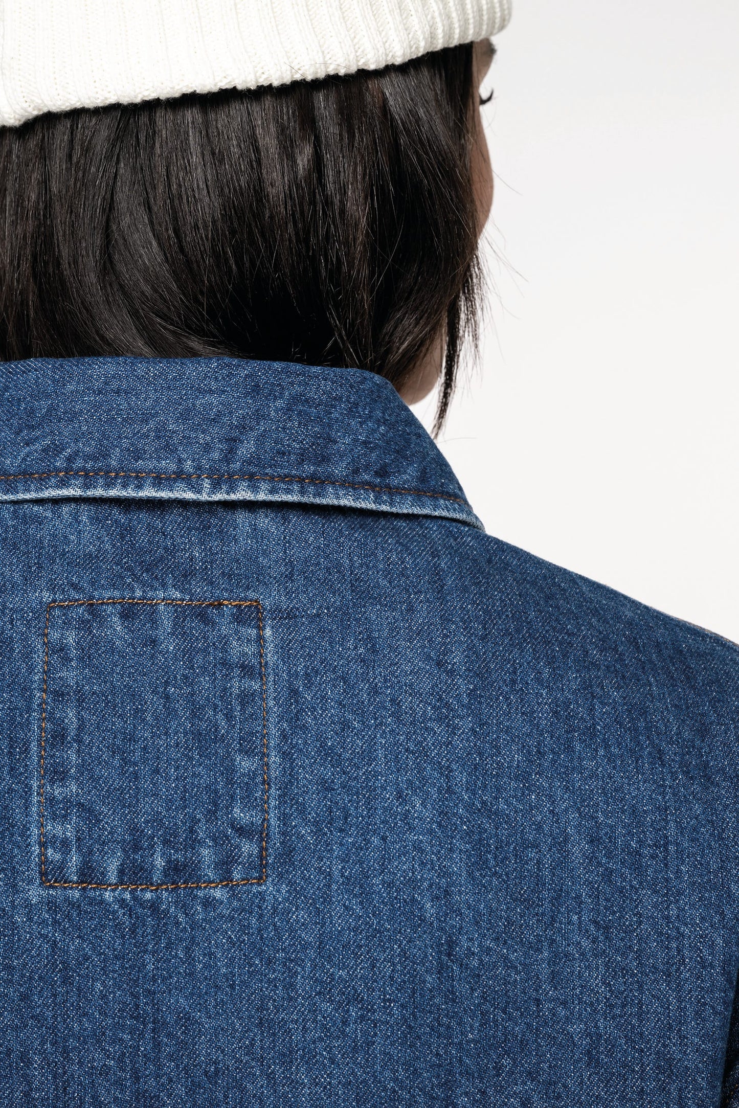 Veste en jean écoresponsable à épaules tombantes